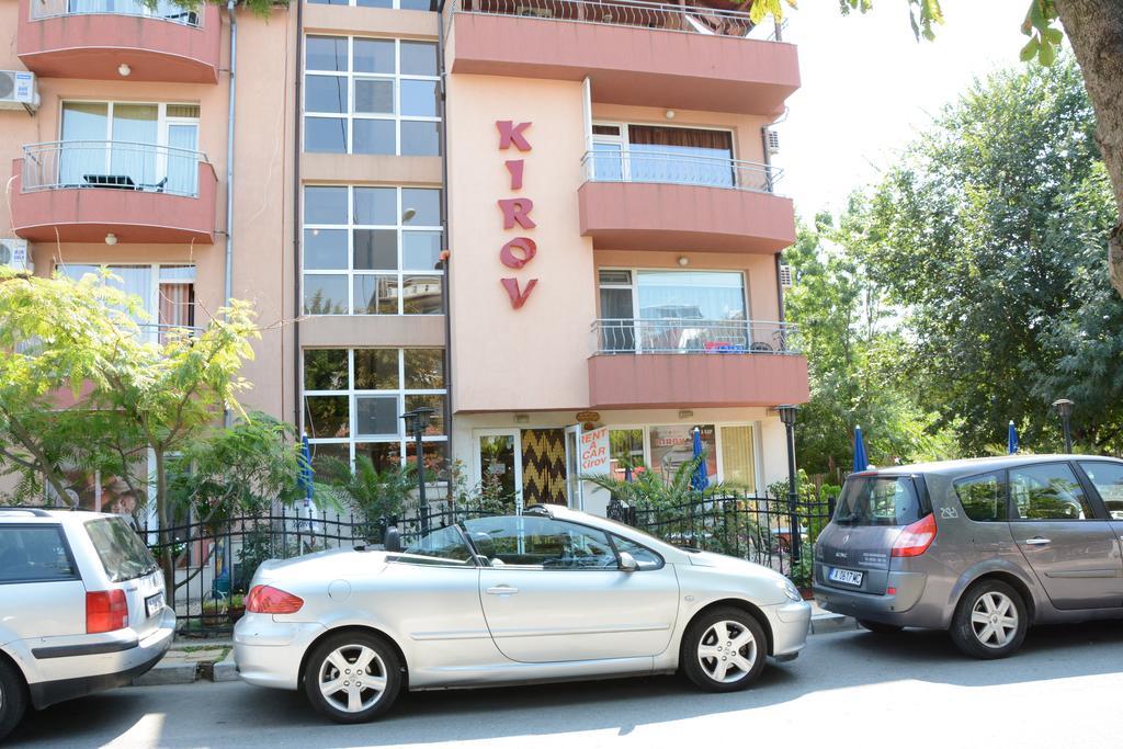 Guesthouse Kirov 拉夫达 外观 照片